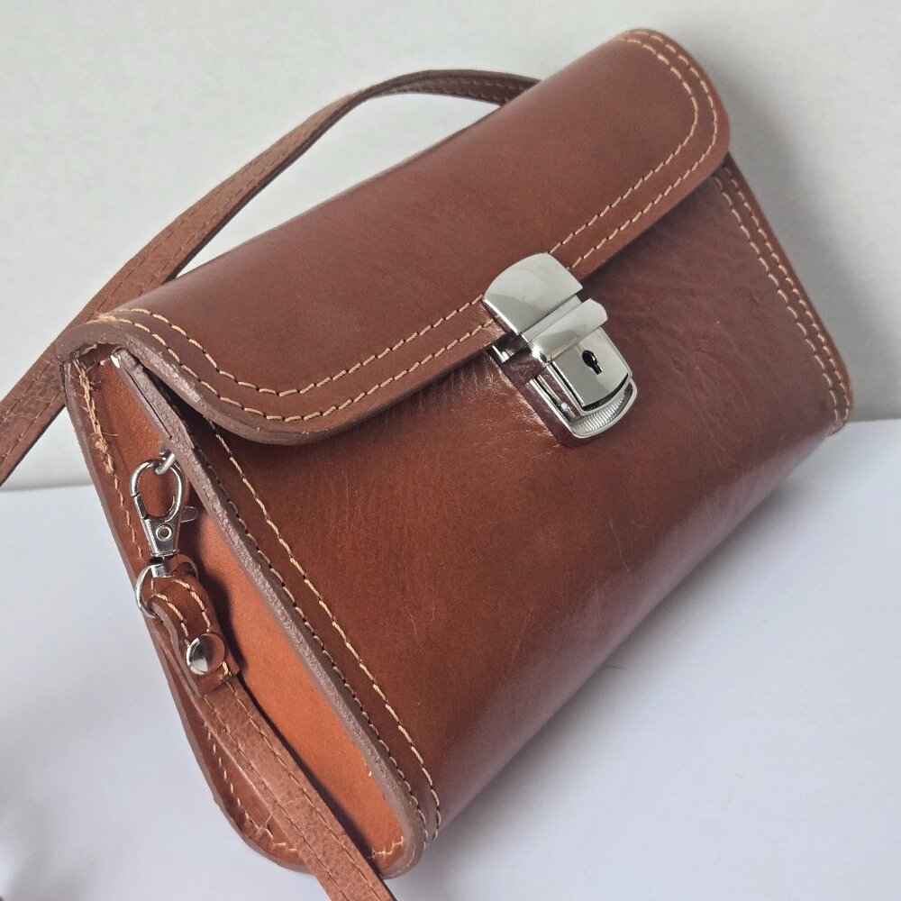 Vintage VERA PELLE Italian Leather Cross Body Handbag